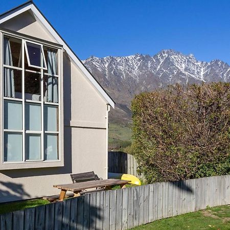 Отель Riverside Retreat Квинстаун Экстерьер фото