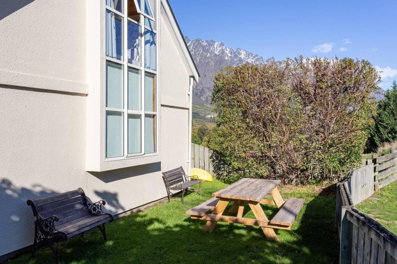 Отель Riverside Retreat Квинстаун Экстерьер фото